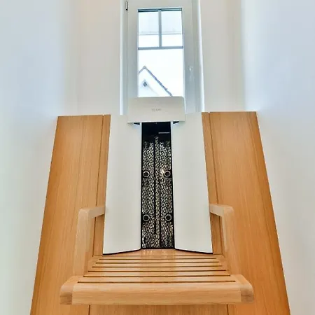 Stella Oliva - A16696 Middelhagen